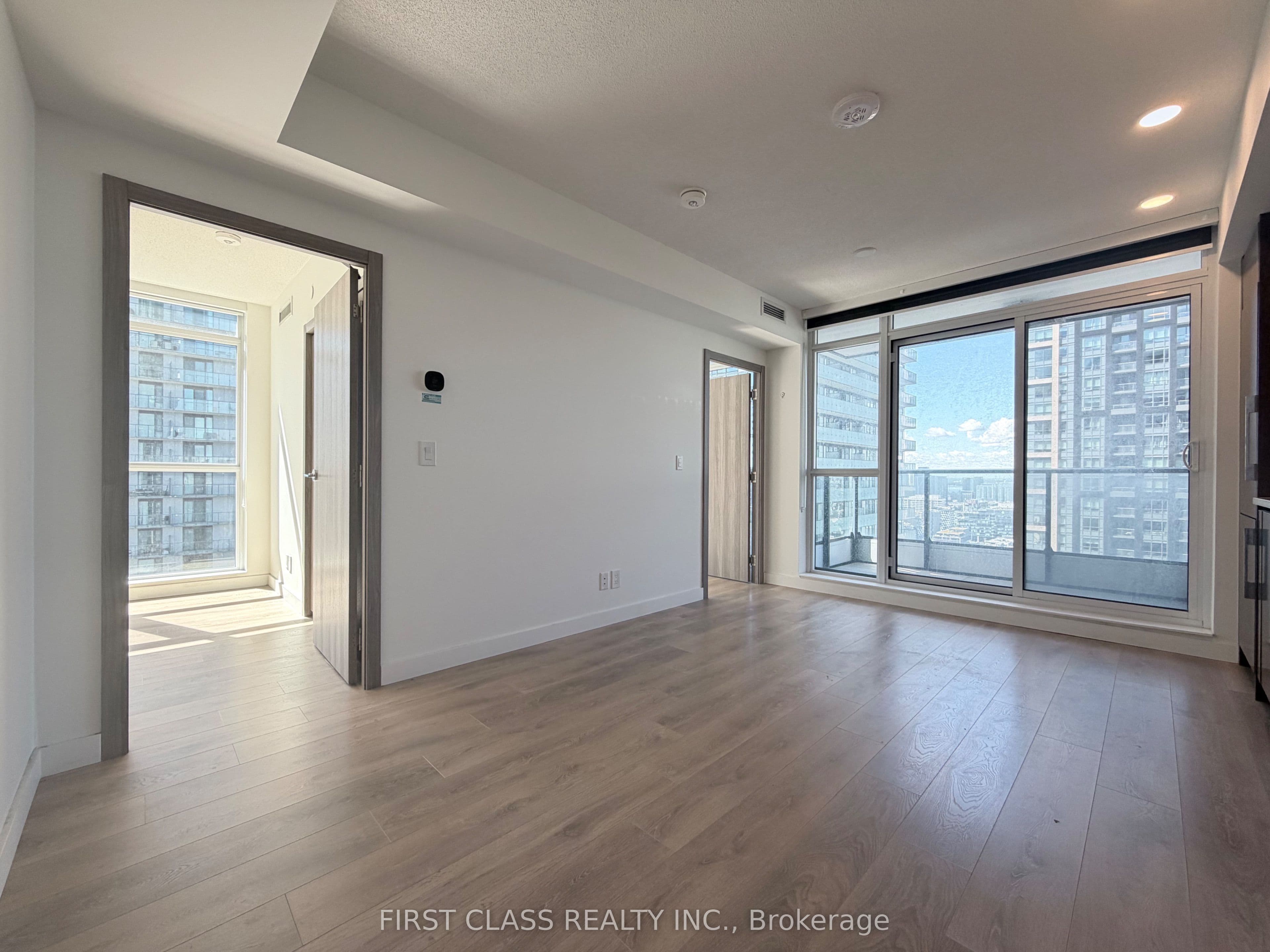 38 Widmer Street 3907, Toronto, ON M5V 0P7
