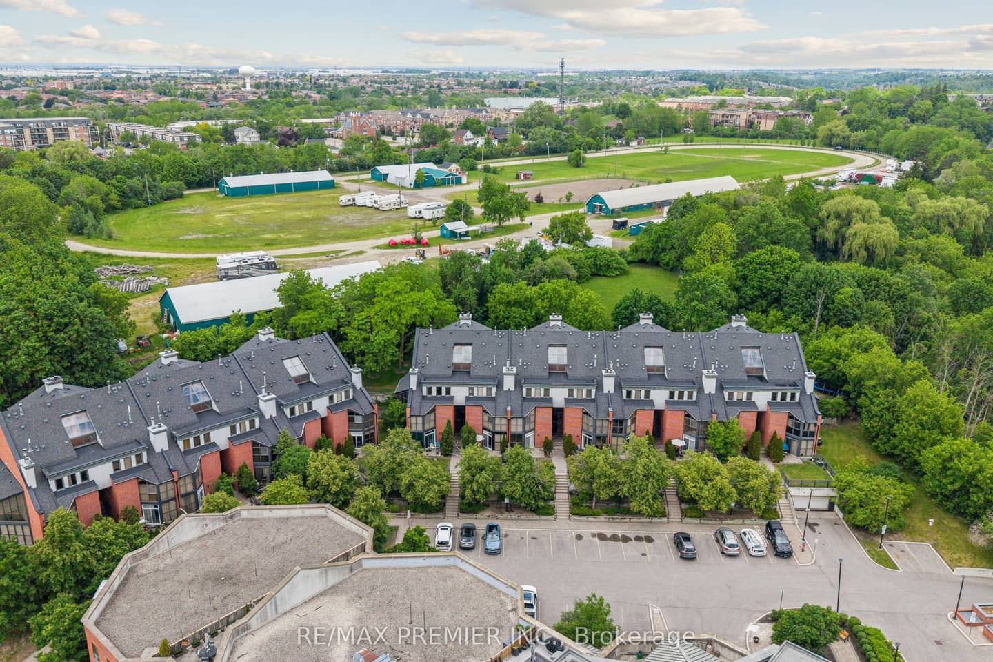 100 Arbors Lane TH 8, Vaughan, ON L4L 7G4
