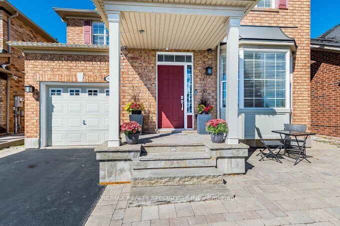 154 Valleyway Drive, Brampton, ON L6X 0N3