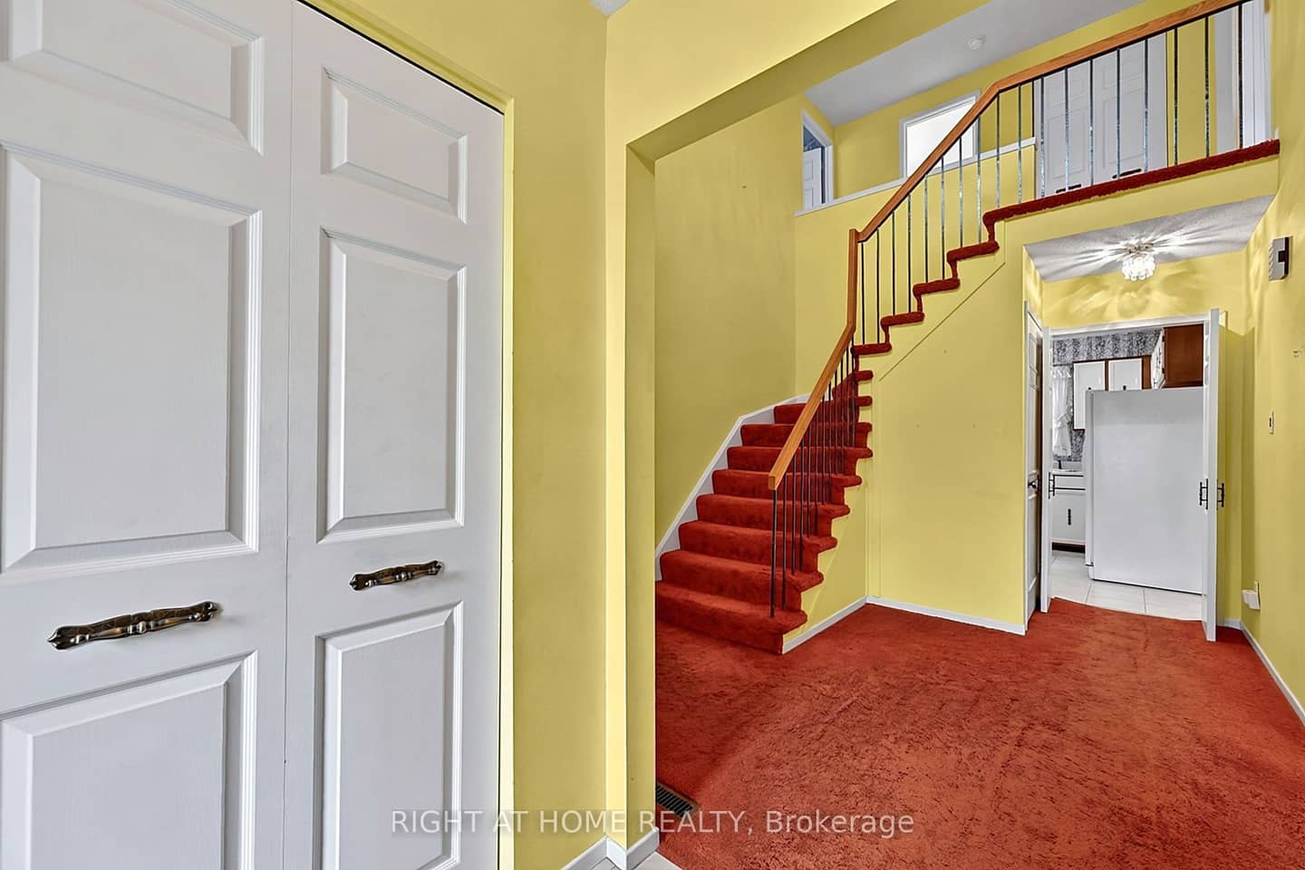 50 Mayvern Crescent, Richmond Hill, ON L4C 5J4