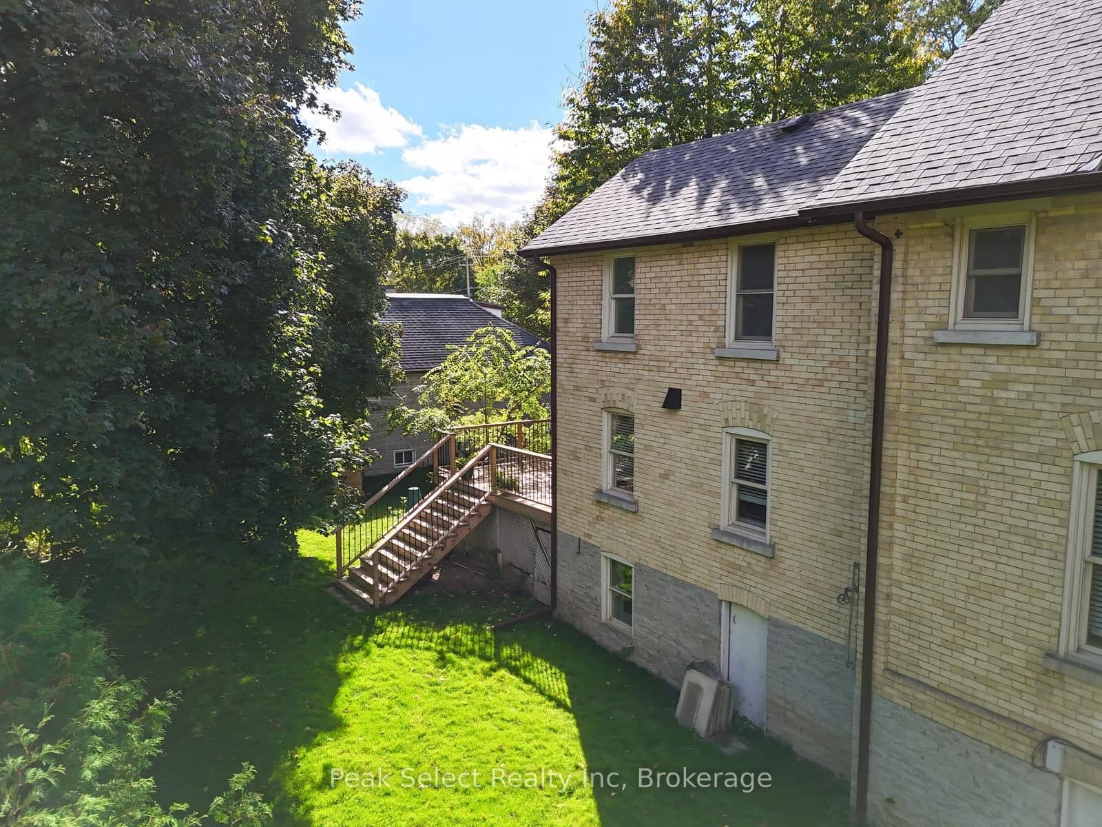 382 Queen Street E, St. Marys, ON N4X 1B2