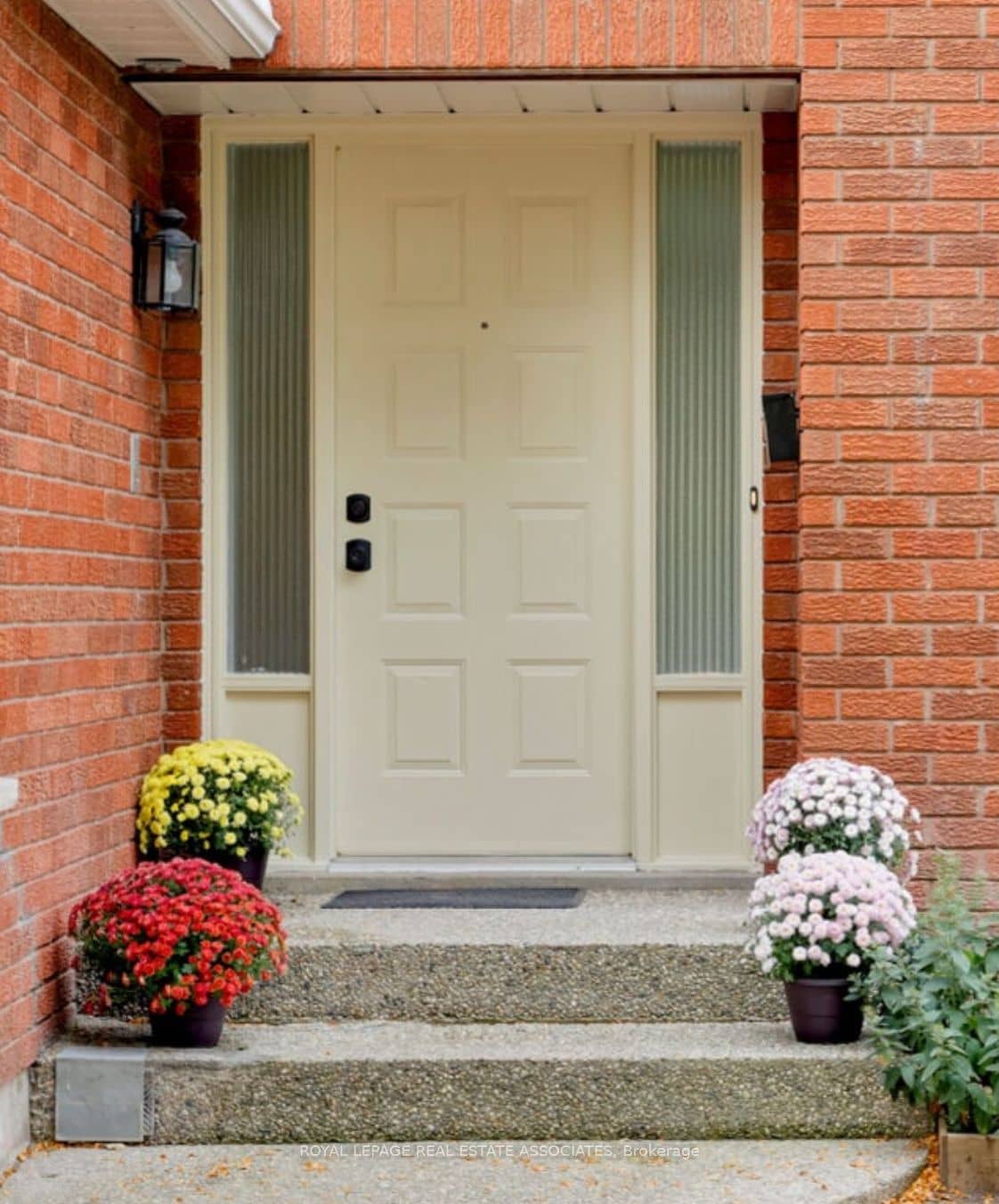 1410 Wakehurst Crescent, Oakville, ON L6J 6T6
