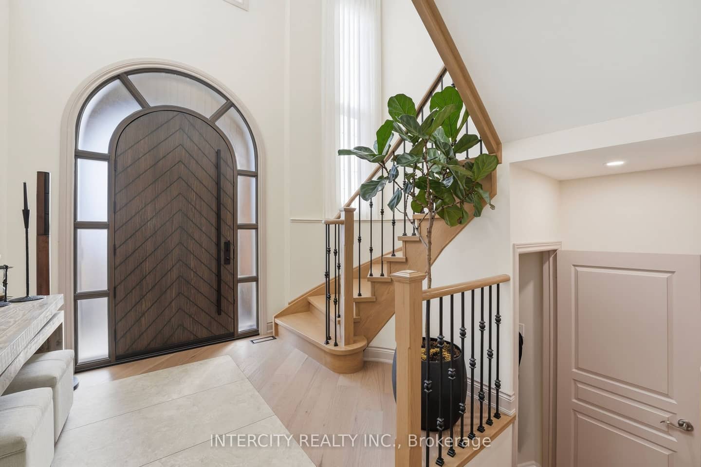 568 Grand Trunk Avenue, Vaughan, ON L6A 0R4