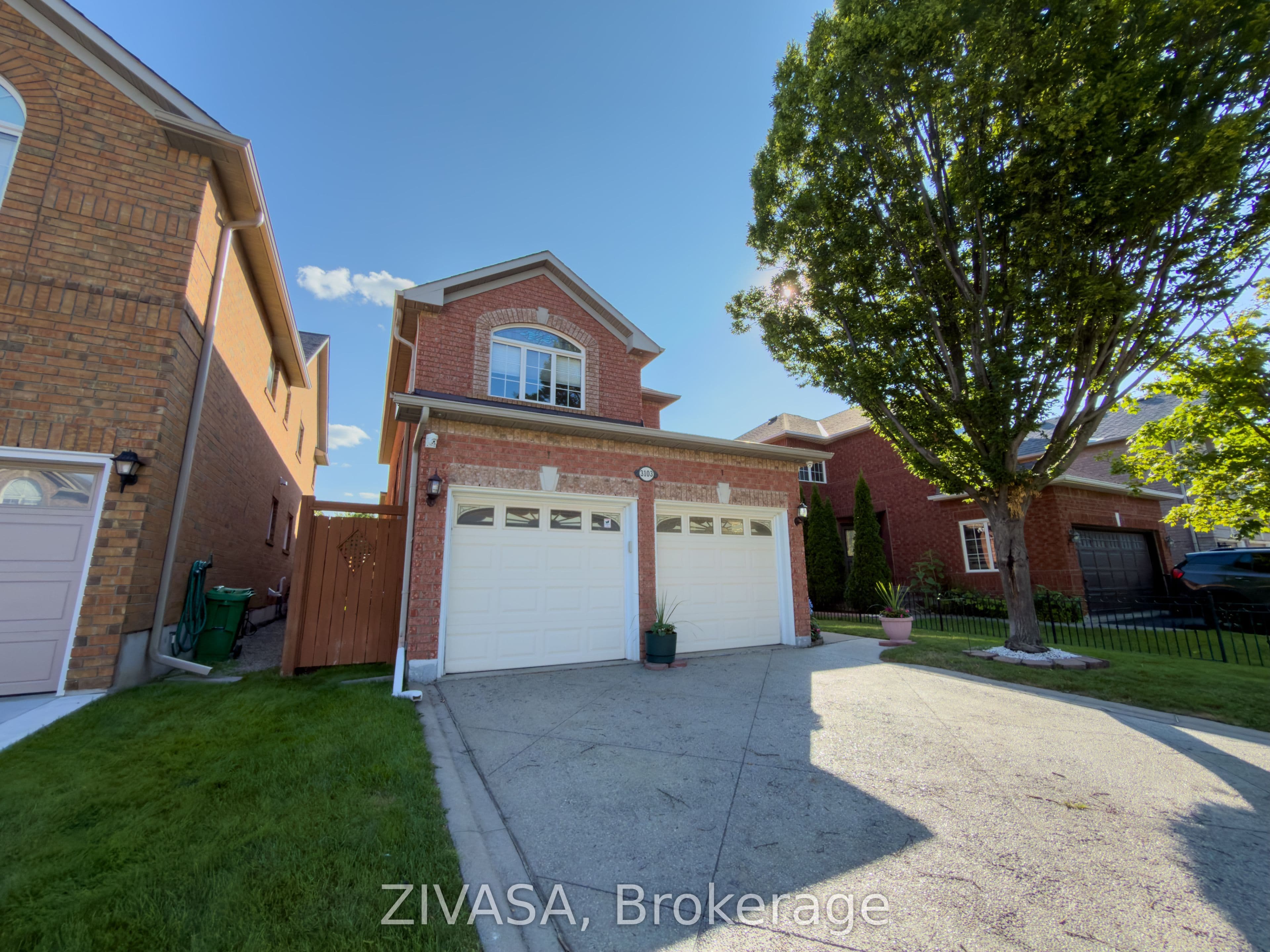 3103 Baytree Court, Mississauga, ON L5N 7N9