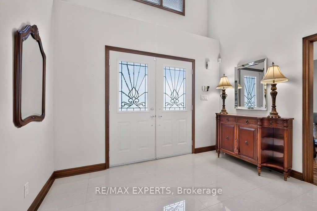96 Benjamin Drive, Vaughan, ON L4L 1H9