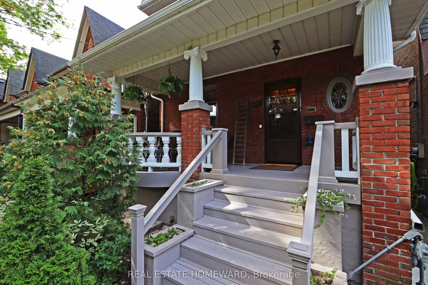 174 Heward Avenue, Toronto, ON M4M 2T7