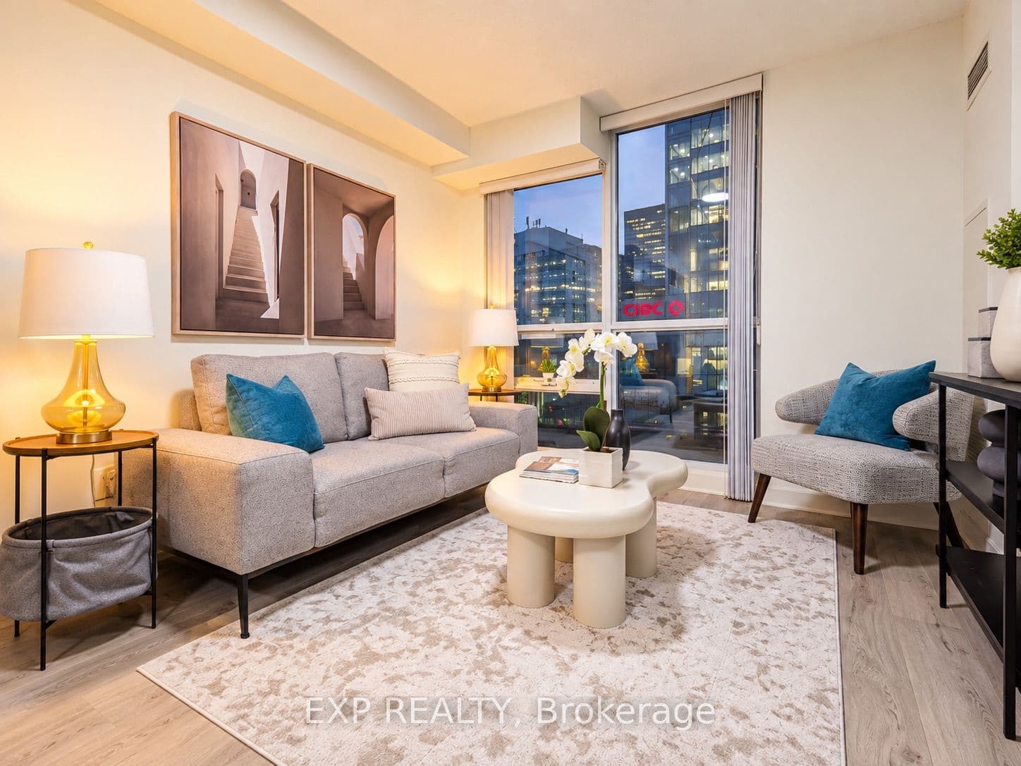 18 Harbour Street 703, Toronto, ON M5J 2Z6