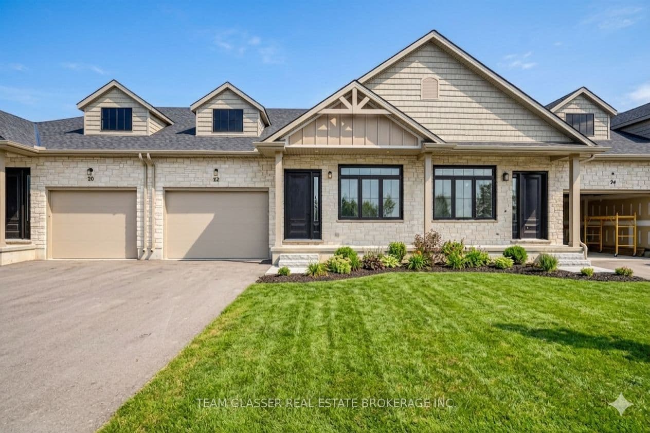 32 Dearing Drive, South Huron, ON N0M 1T0