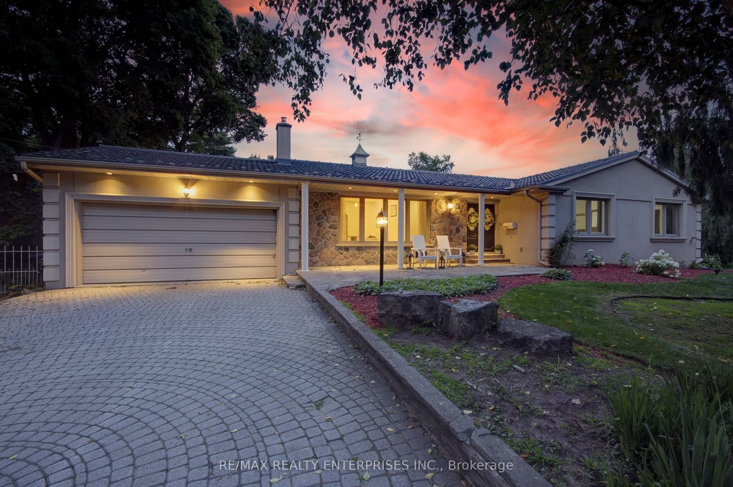 551 Cochise Crescent, Mississauga, ON L5H 1Y3