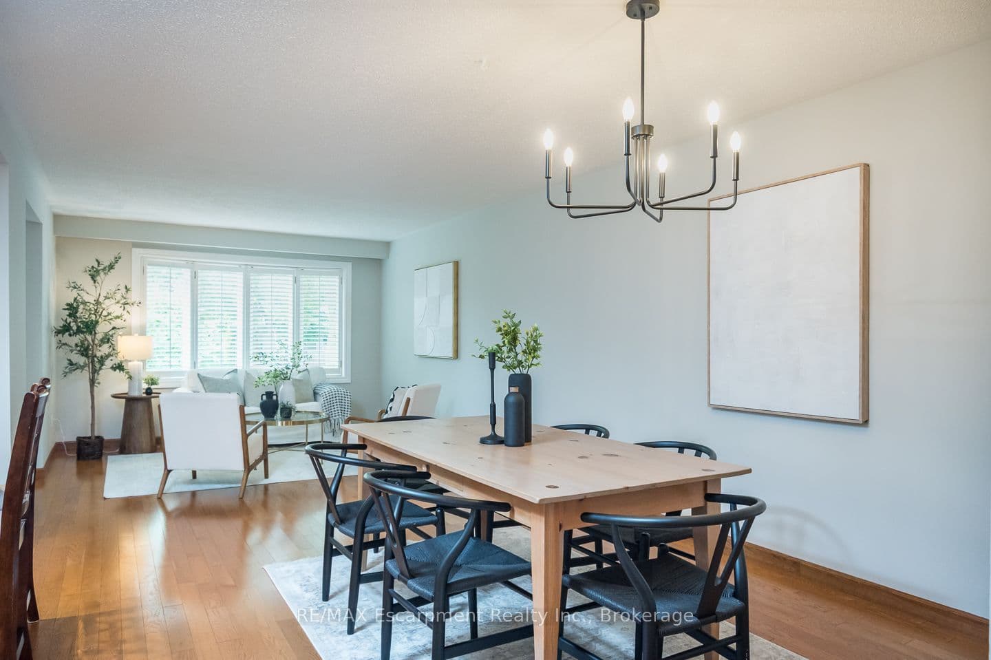 1237 REDBANK Crescent, Oakville, ON L6H 1Y4
