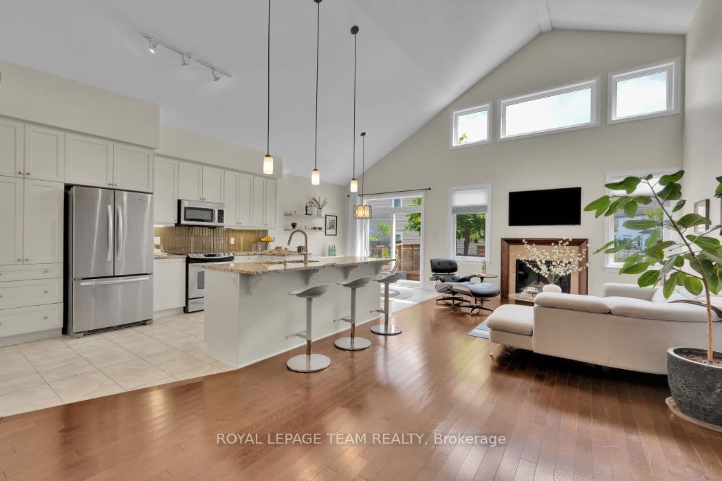 272 Via San Marino Street, Barrhaven, ON K2J 5X9