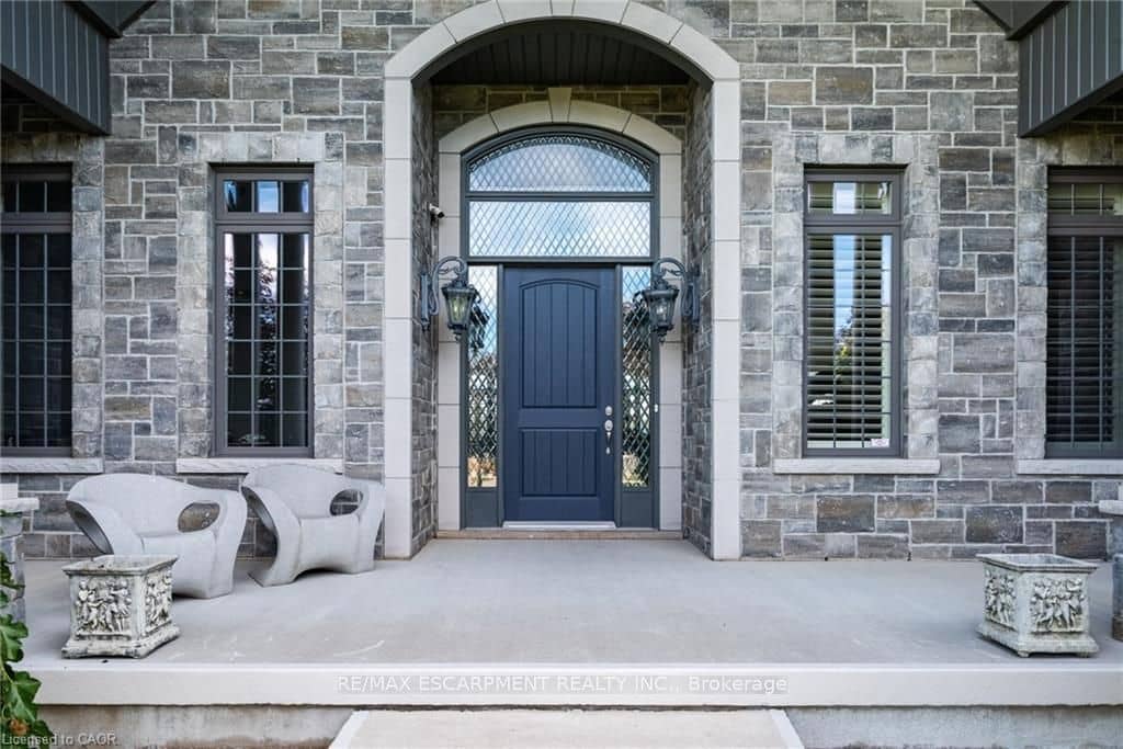 125 Stokes Trail, Milton, ON L0P 1B0