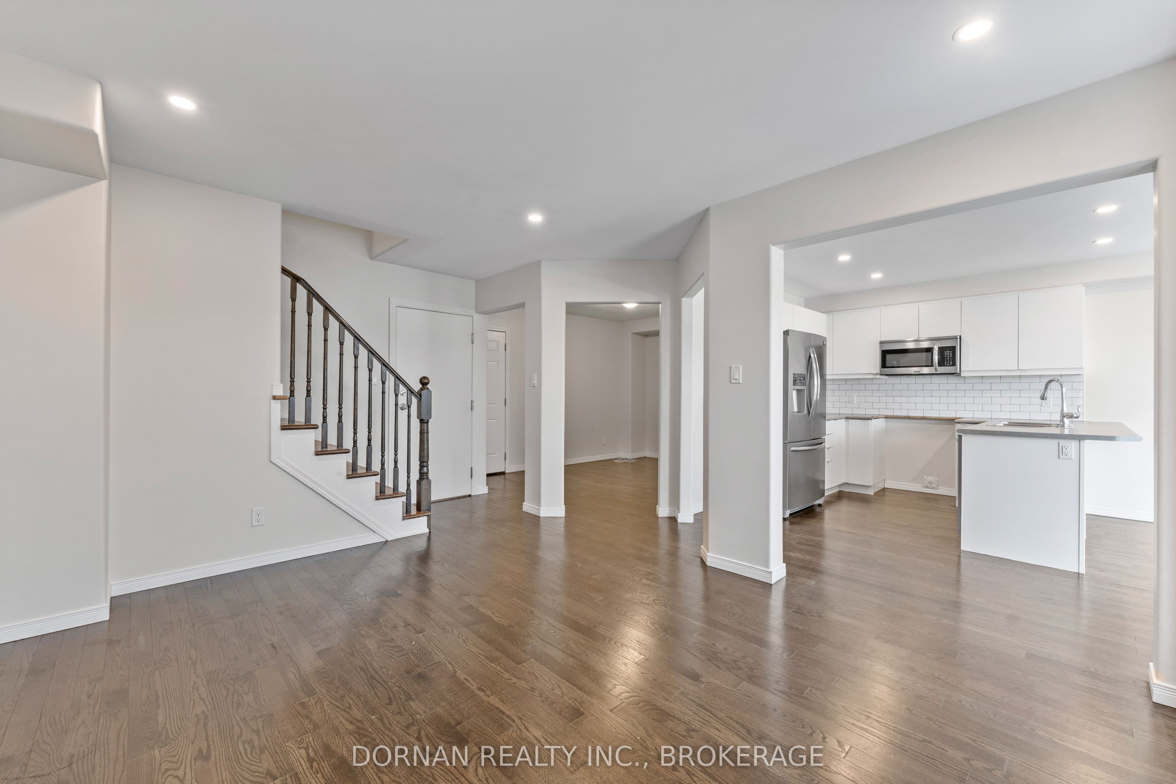 284 Louden Terrace Upper, Peterborough, ON K9J 0C3