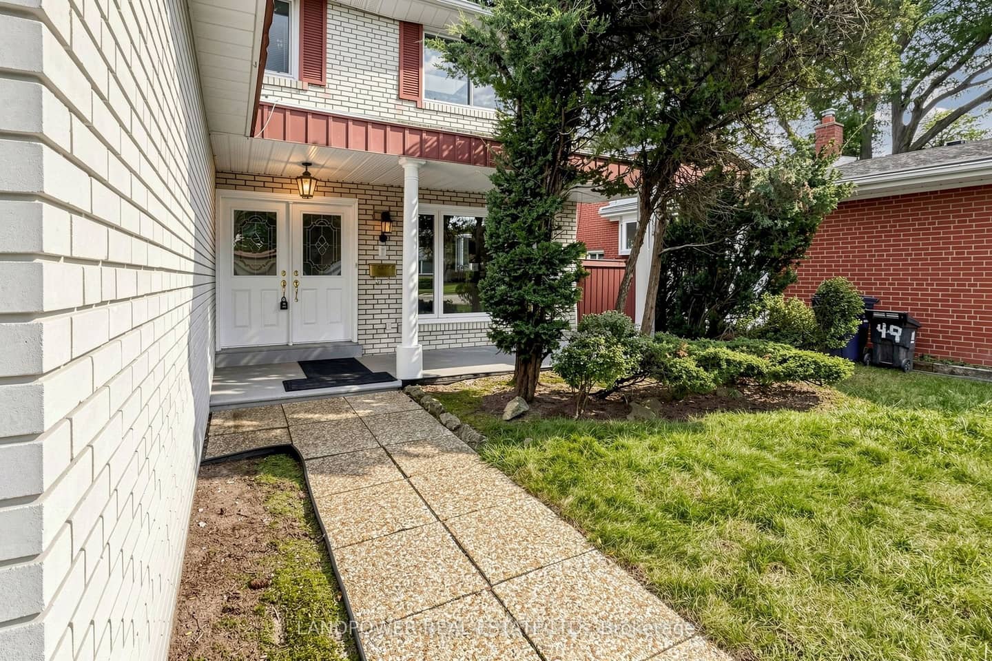 51 BESTVIEW Drive, Toronto, ON M2M 2X8