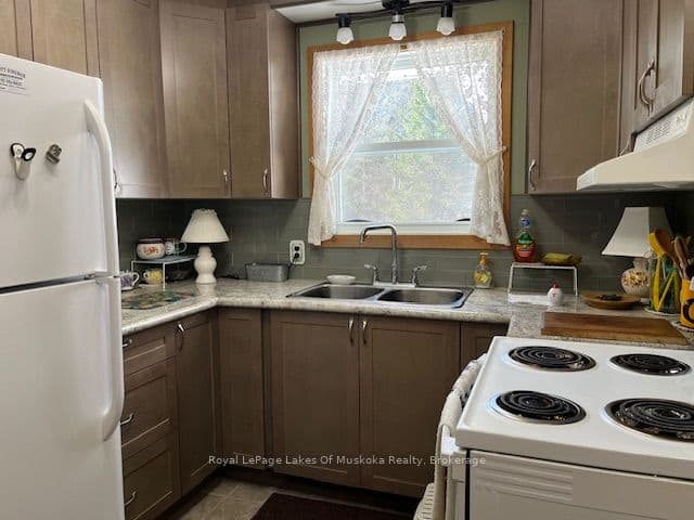 161 Forest Lake Road, Strong, ON P0A 1Z0