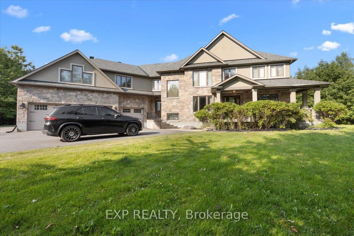 130 Ironstone Court, Stittsville - Munster - Richmond, ON K2S 0L4
