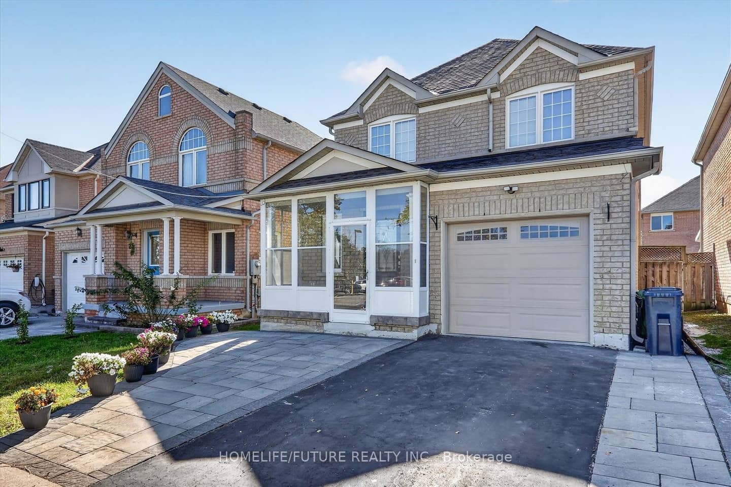 23 Seasons Drive, Toronto, ON M1X 1X4