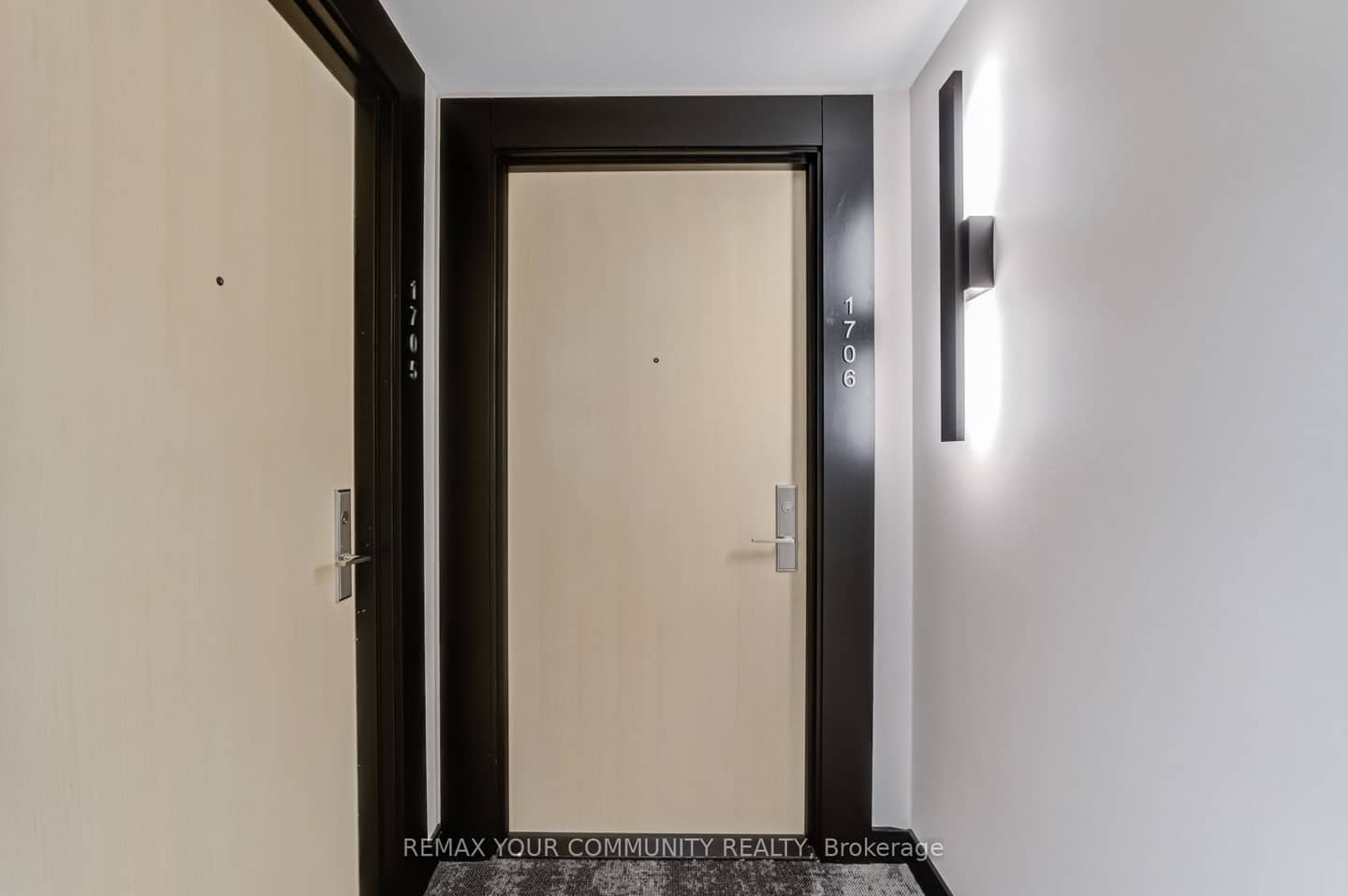 395 Bloor Street E 1706, Toronto, ON M4W 0B4