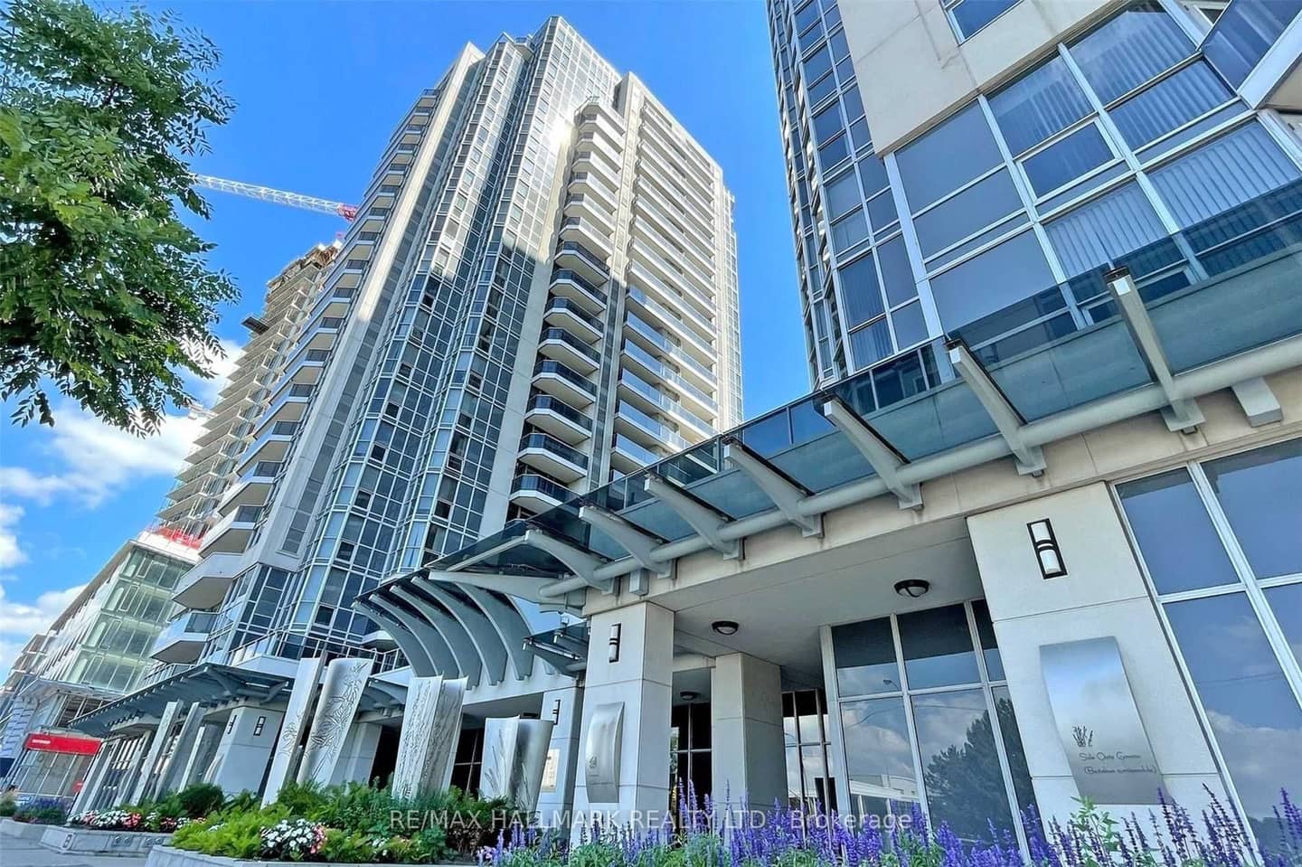 5791 Yonge Street 307, Toronto, ON M2M 0A8