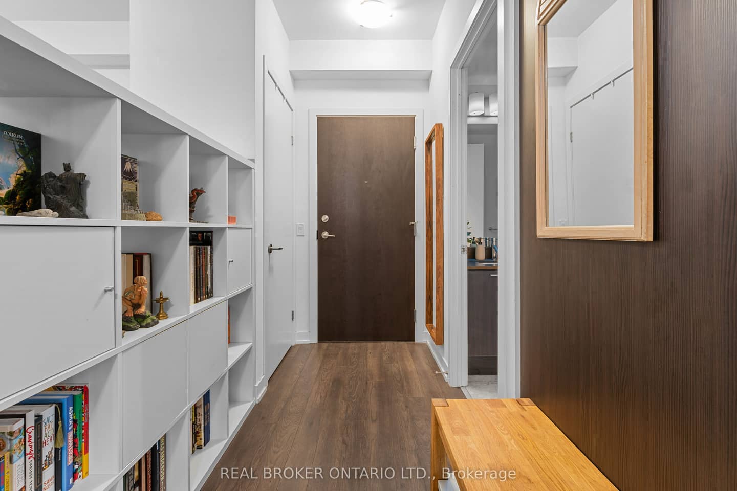10 Park Lawn Road 405, Toronto, ON M8V 0H9