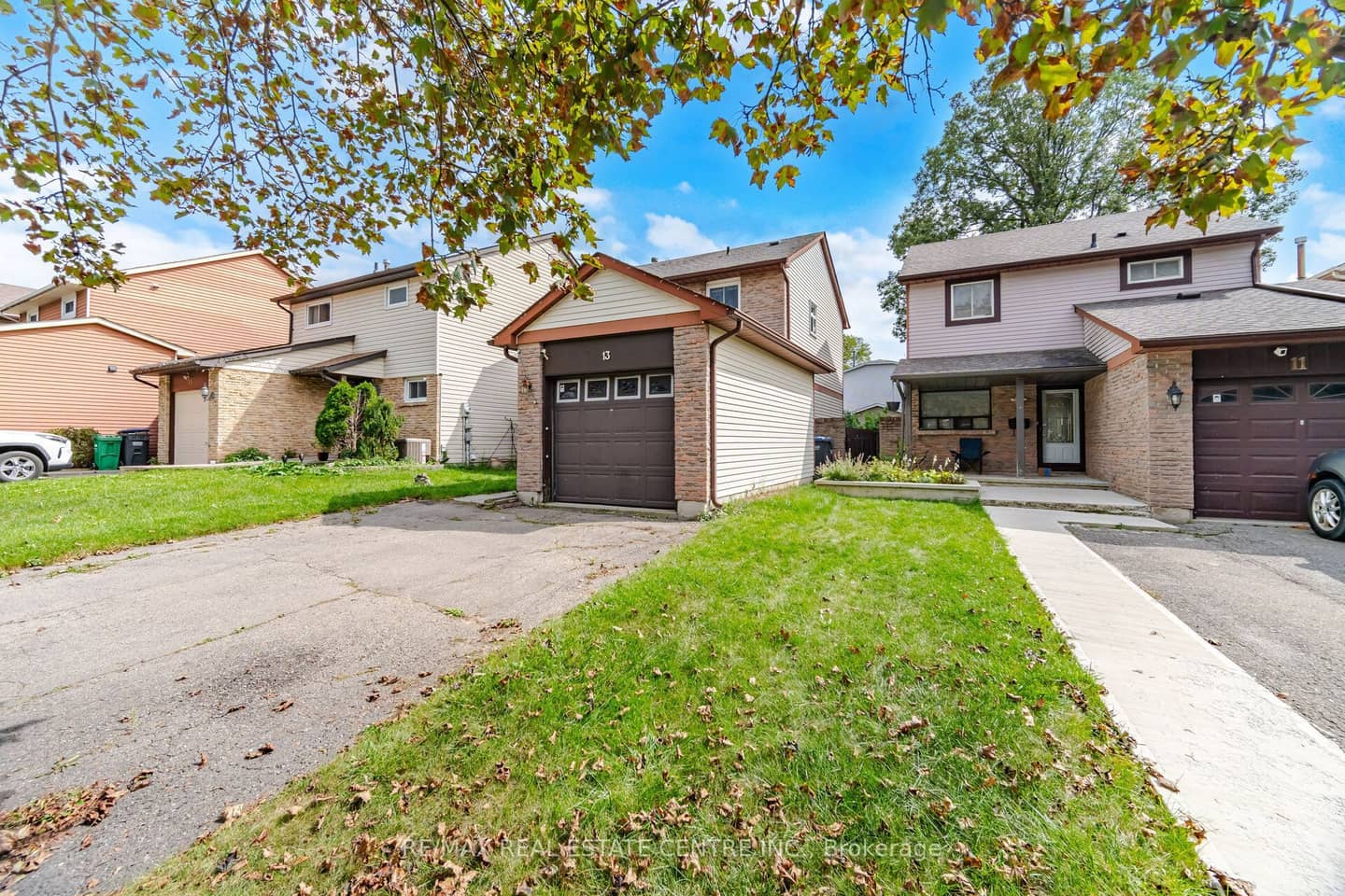13 Dalzell Avenue, Brampton, ON L6Z 1H1