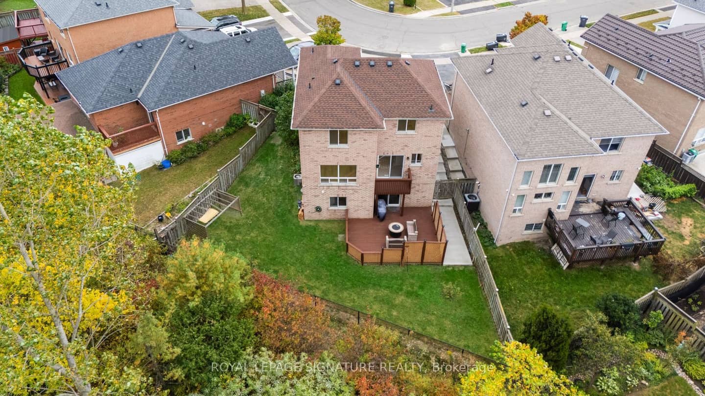 38 Charleswood Circle, Brampton, ON L7A 1Z2