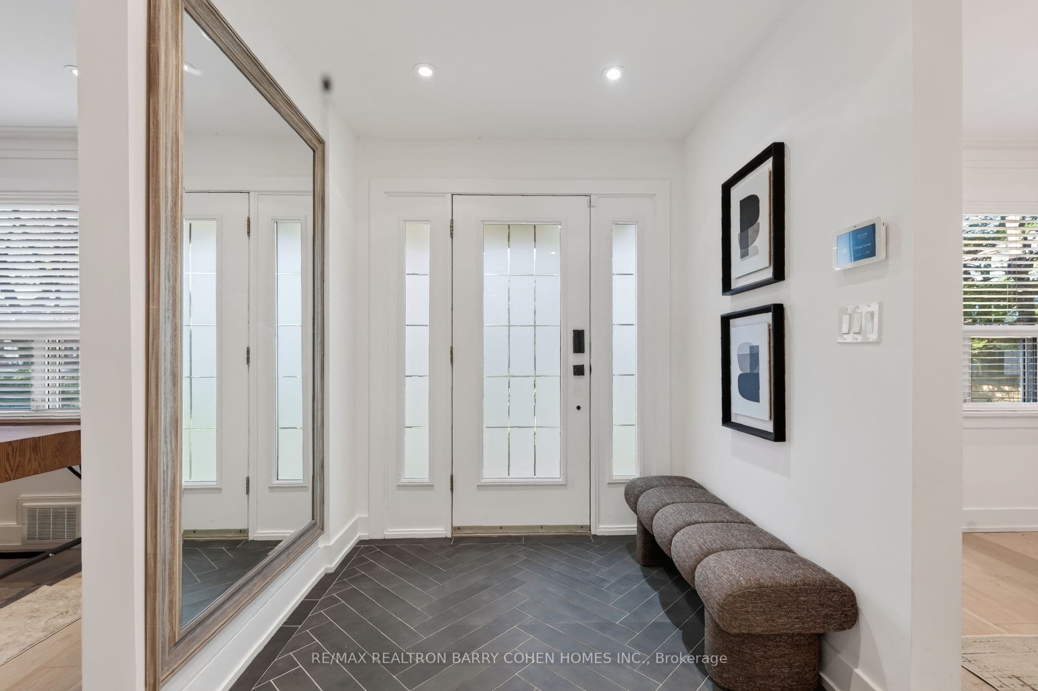 39 Romney Road, Toronto, ON M3H 1H4