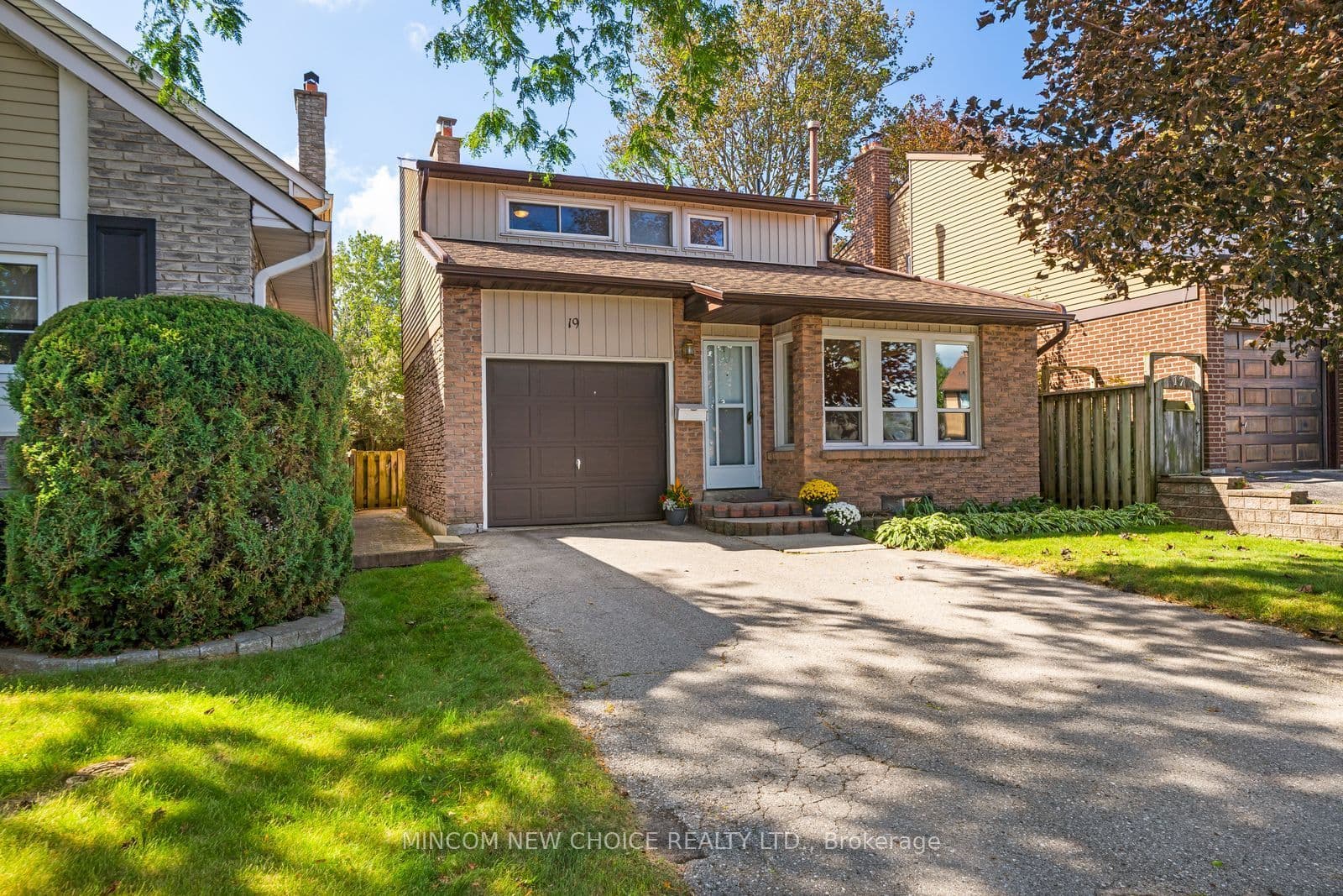 19 Mcrae Road, Ajax, ON L1S 3W2
