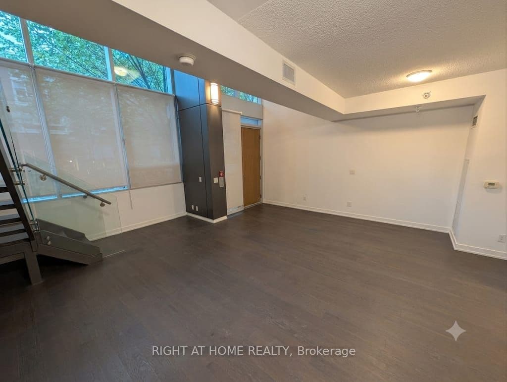 455 Front Street E S115, Toronto, ON M5A 0G2