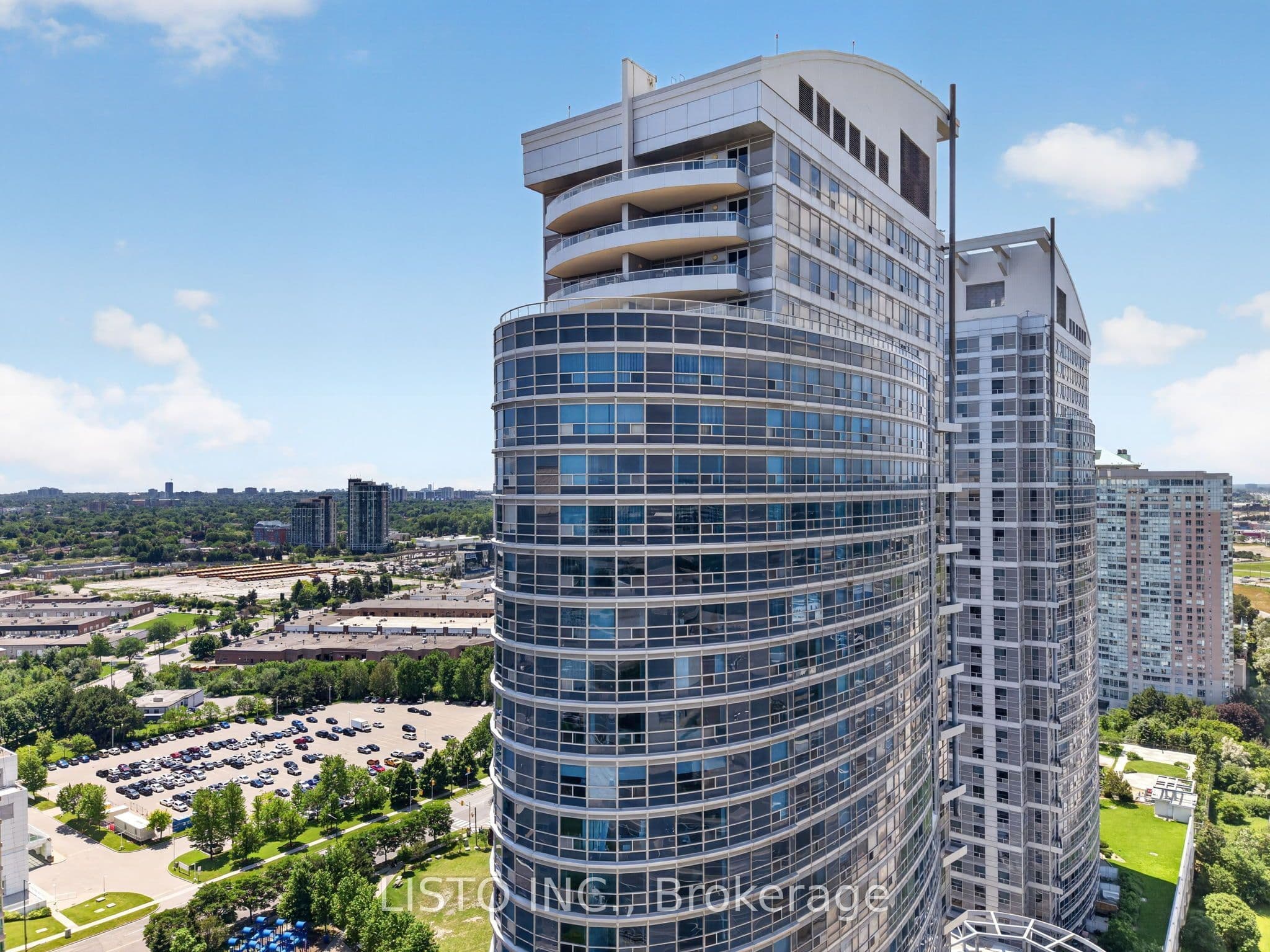 38 Lee Centre Drive 3515, Toronto, ON M1H 3J7