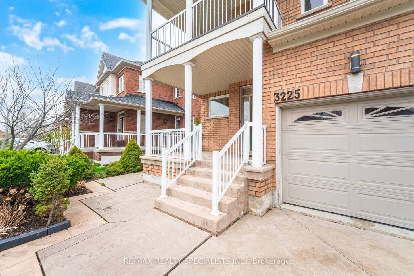 3225 Escada Drive, Mississauga, ON L5M 7V6