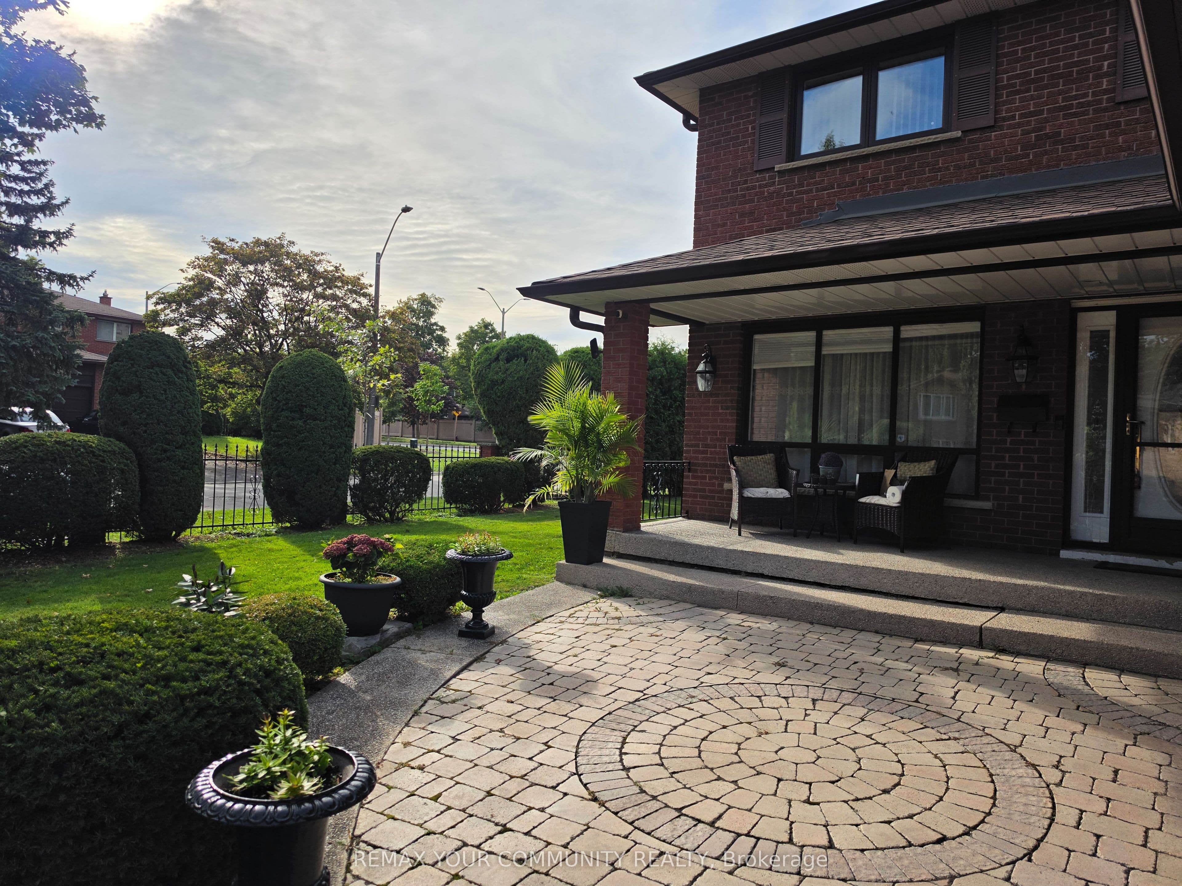 4260 Alta Place, Mississauga, ON L4Z 1P7