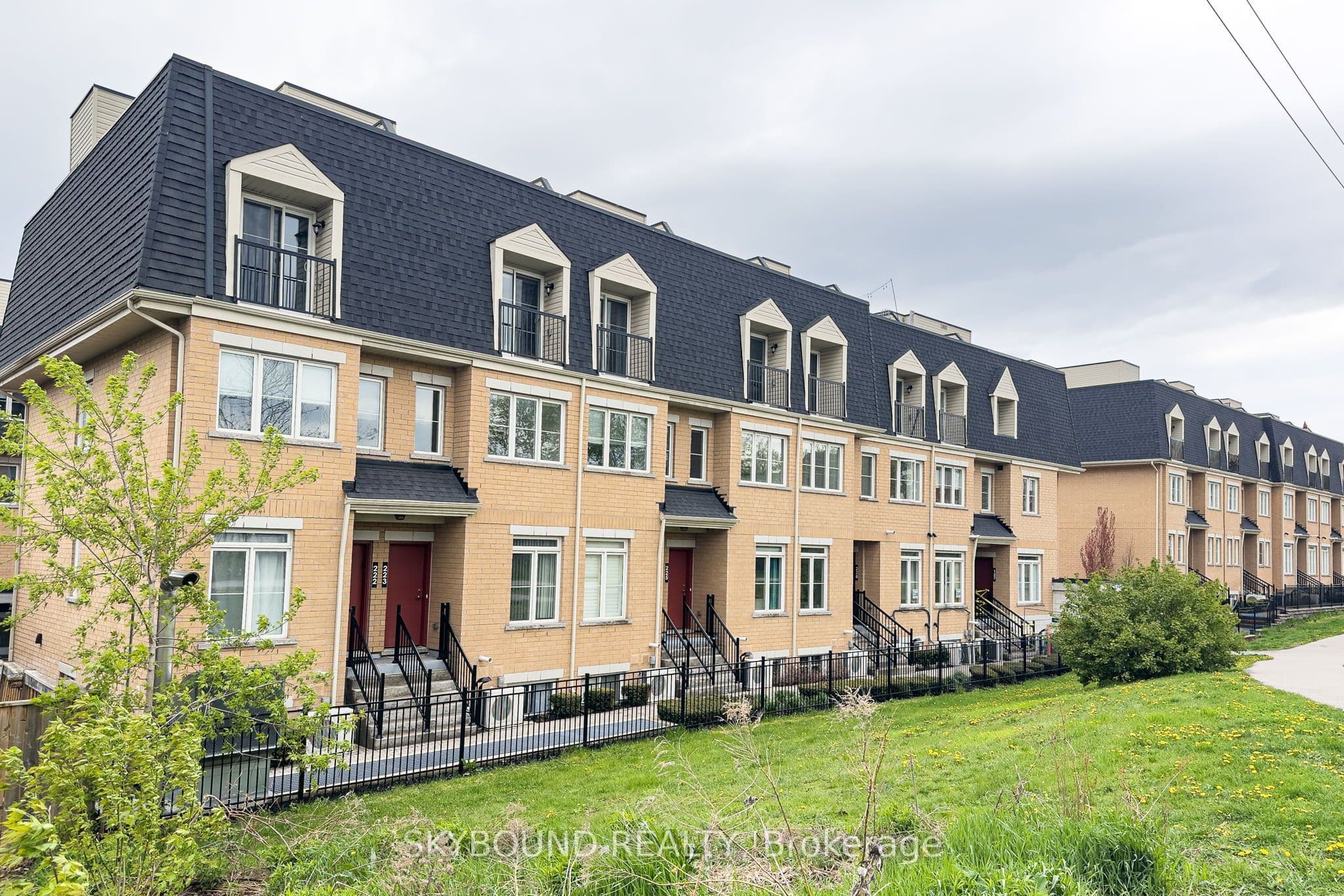 380 Hopewell Avenue, Toronto, ON M6E 2S2