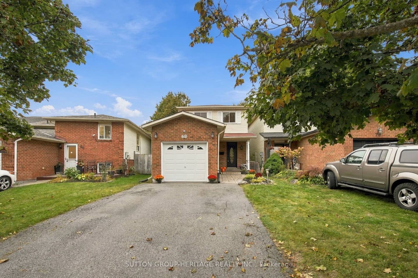 68 Hartsfield Drive, Clarington, ON L1E 1L7
