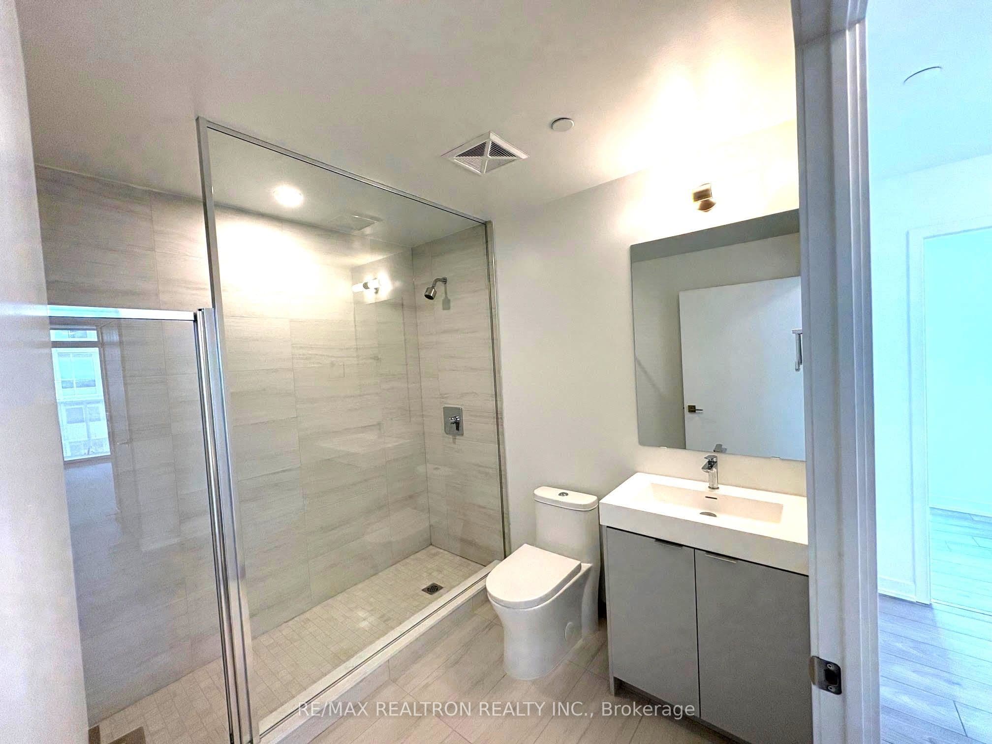 10 Abeja Street 1915, Vaughan, ON L4K 0R4