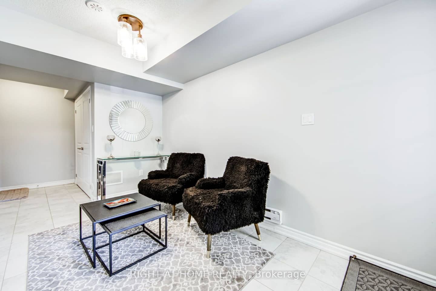 143 Toucan Trail, Oakville, ON L6H 0Y2