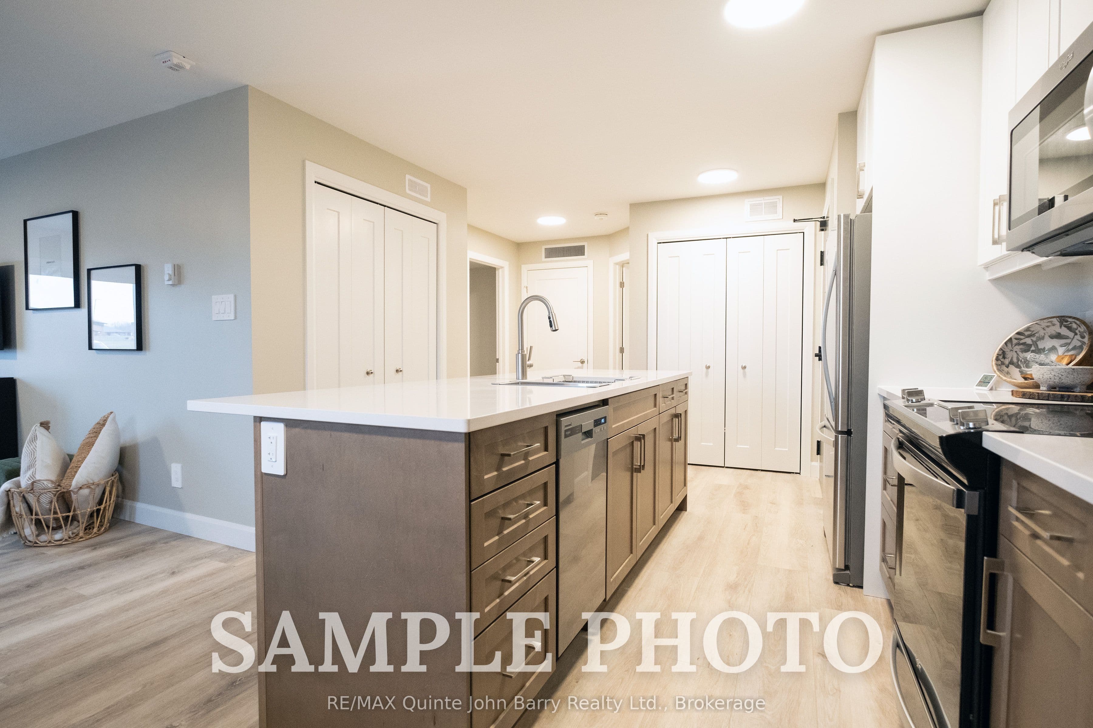 208-10 Hillside Meadow Drive, Quinte West, ON K8V 0J7