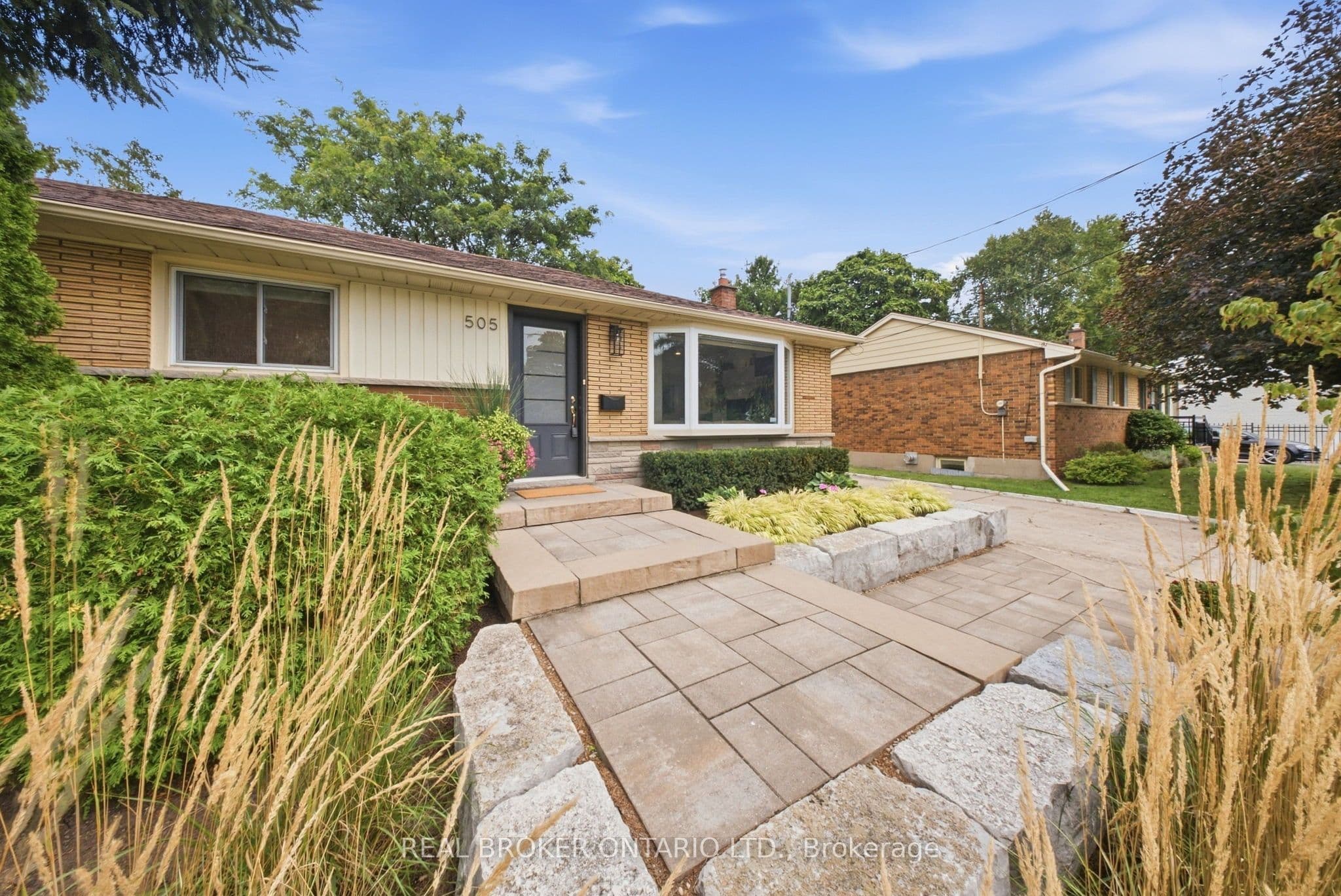 505 Enfield Road, Burlington, ON L7T 2X5
