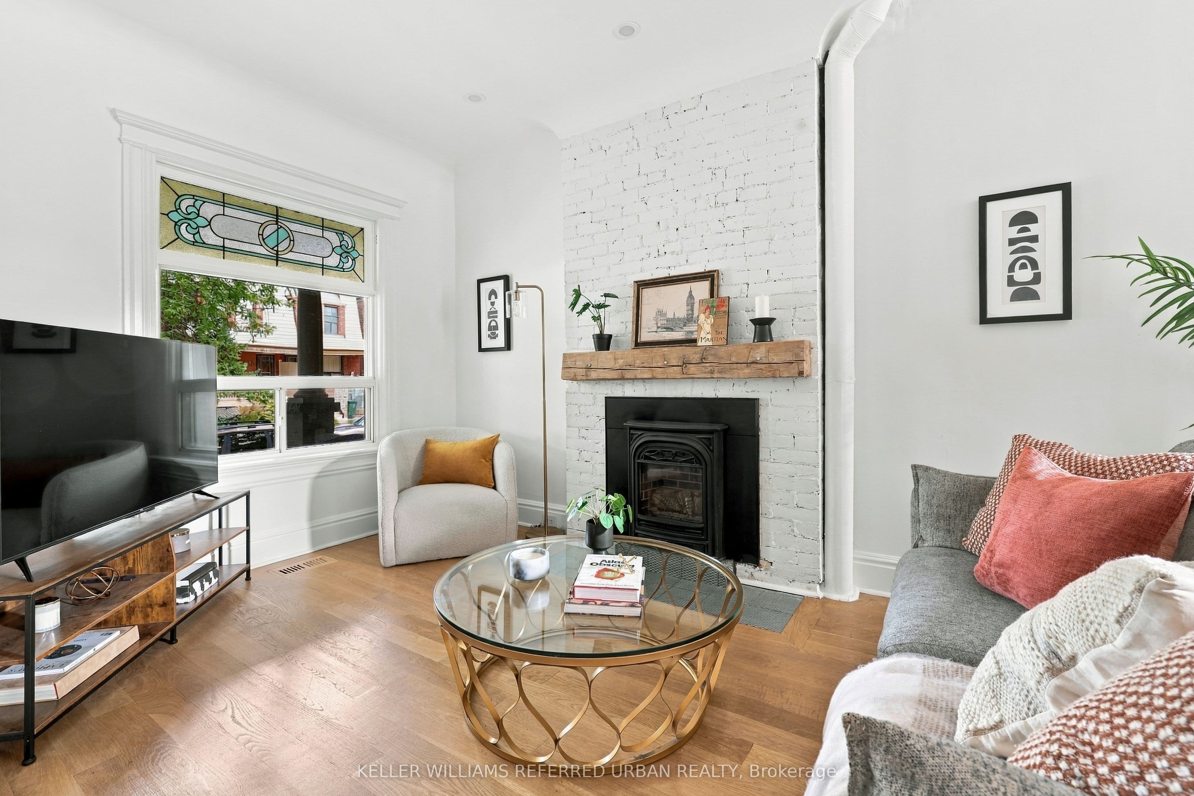 87 Olive Avenue, Toronto, ON M6G 1V2