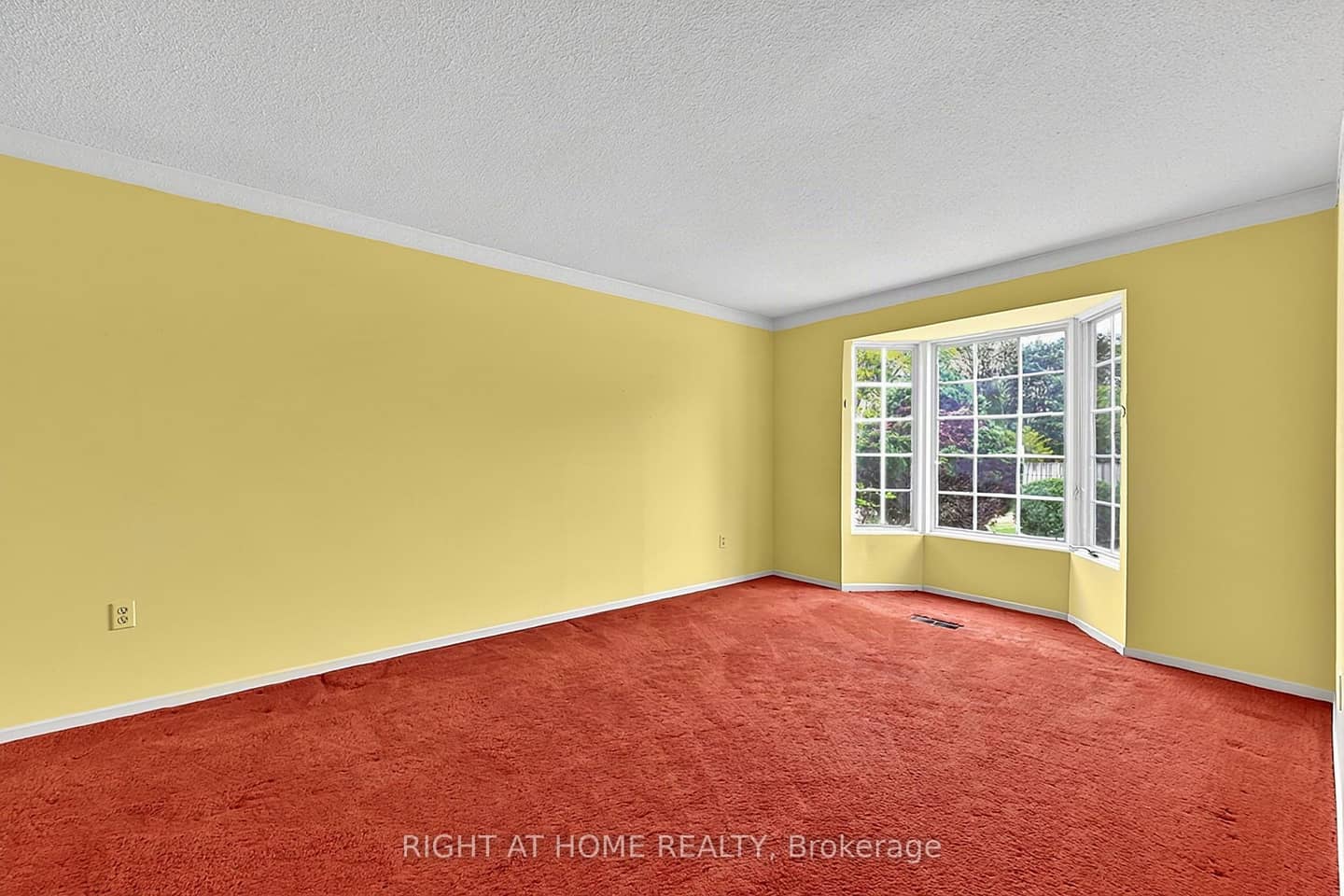50 Mayvern Crescent, Richmond Hill, ON L4C 5J4