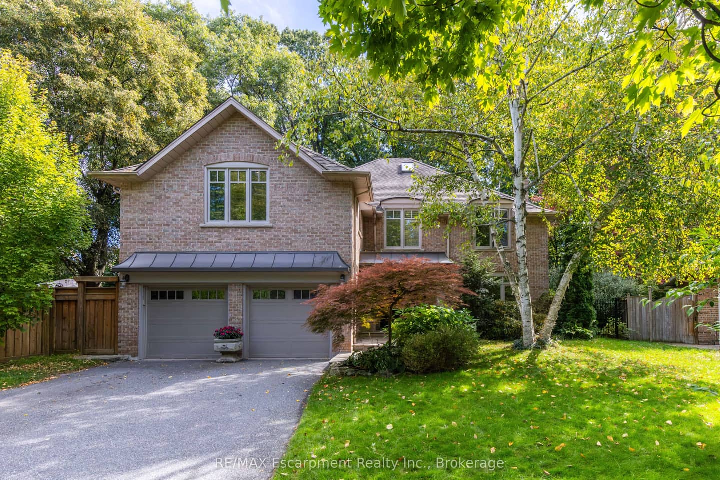 1530 Chasehurst Drive, Mississauga, ON L5J 3A8