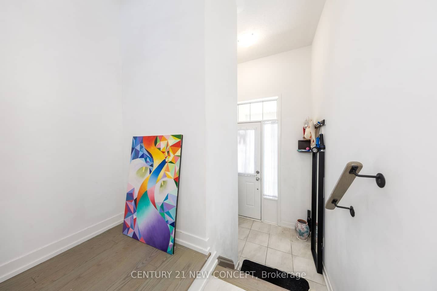 227 Harding Park Street, Newmarket, ON L3Y 0E3