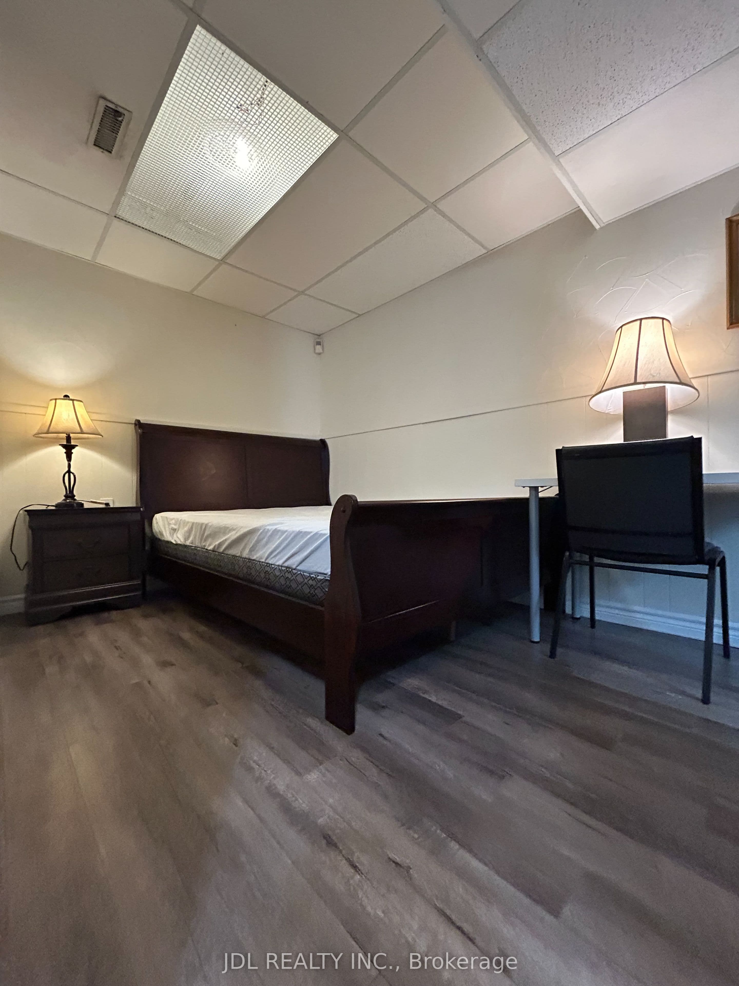 3 Butterfield Dr Drive Master Bedroom A Bsmt, Toronto, ON M3A 2L9