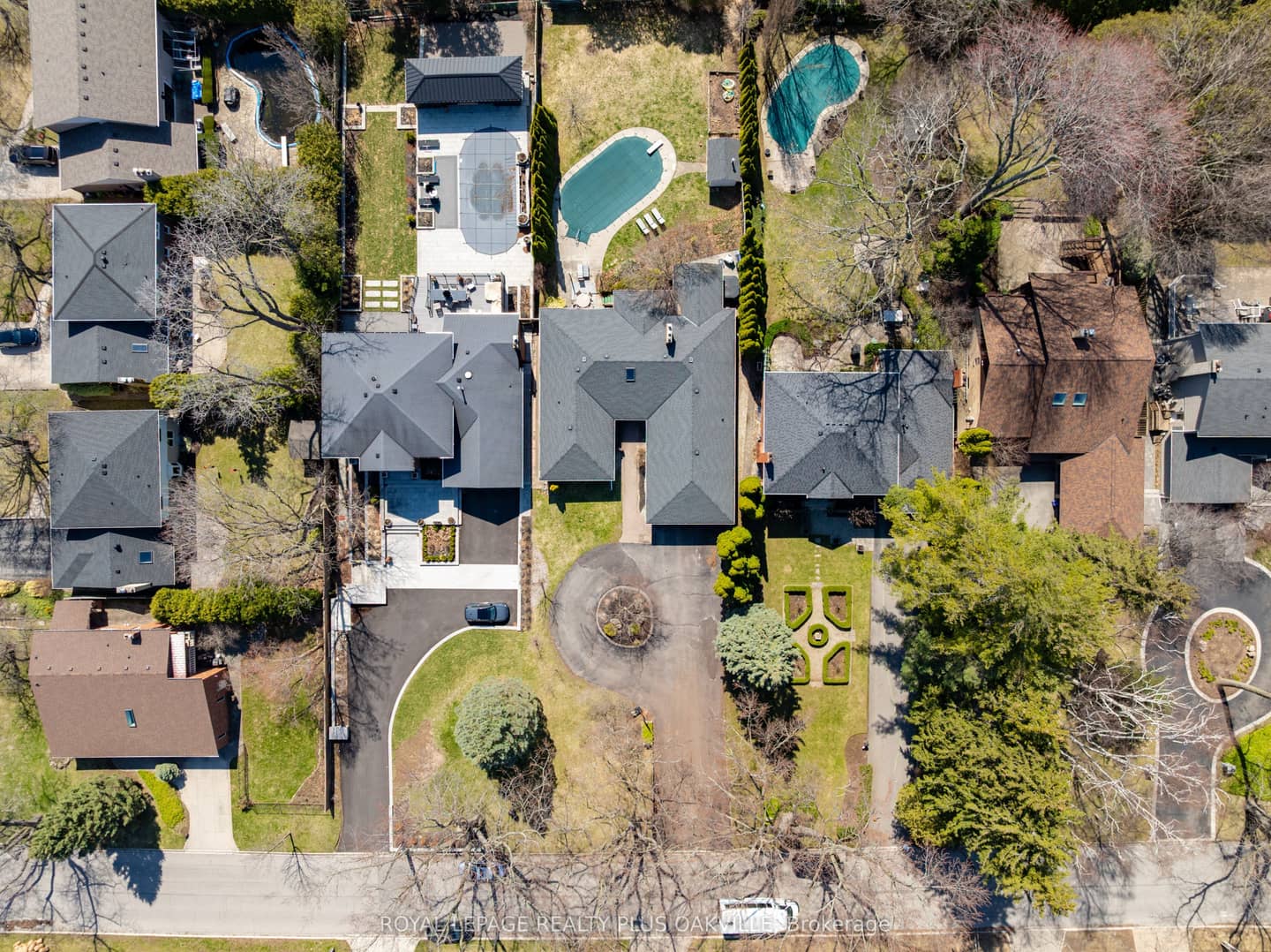 258 Shoreacres Road, Burlington, ON L7L 2H4