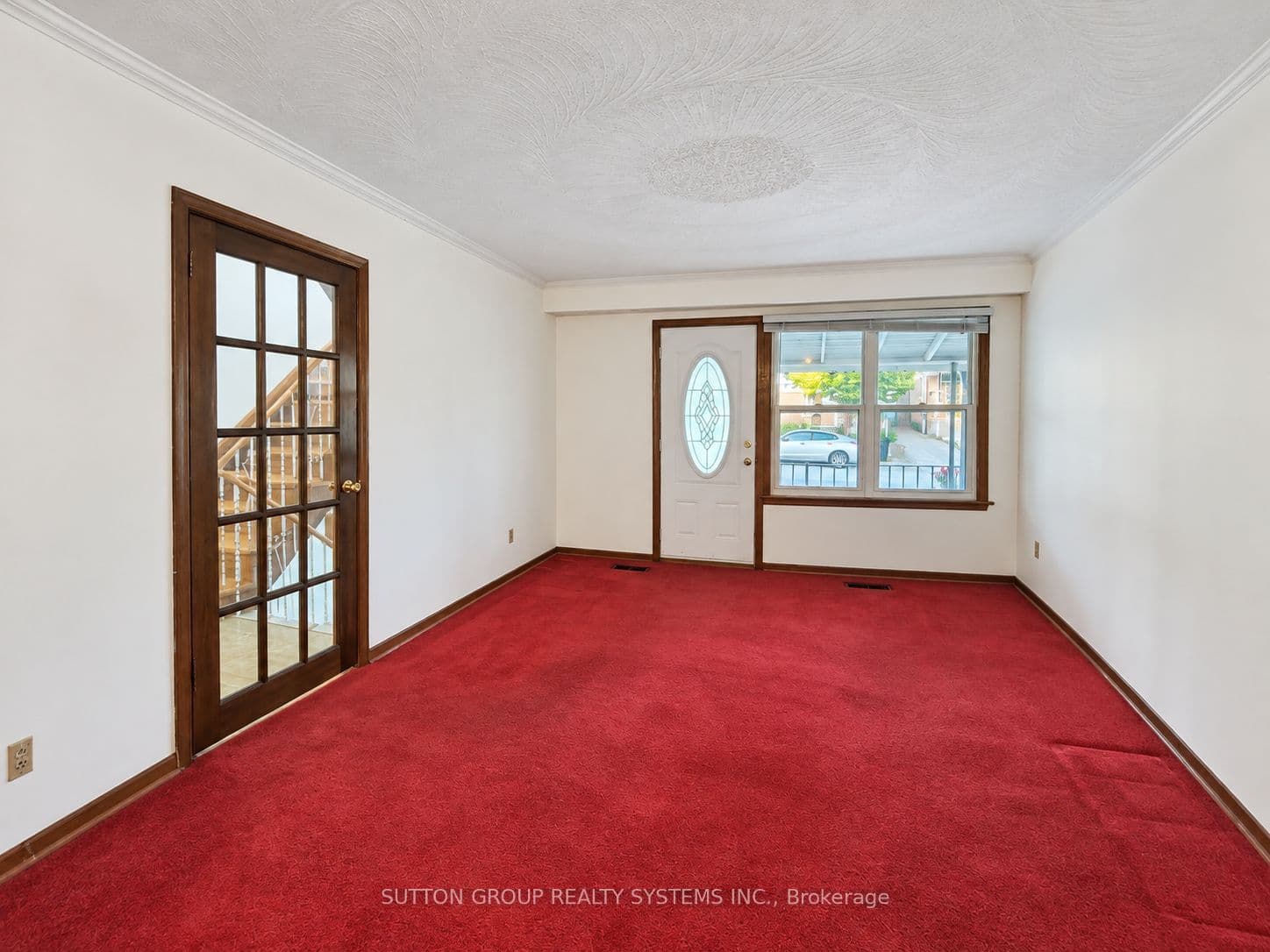 142 Ennerdale Road, Toronto, ON M6E 4C9