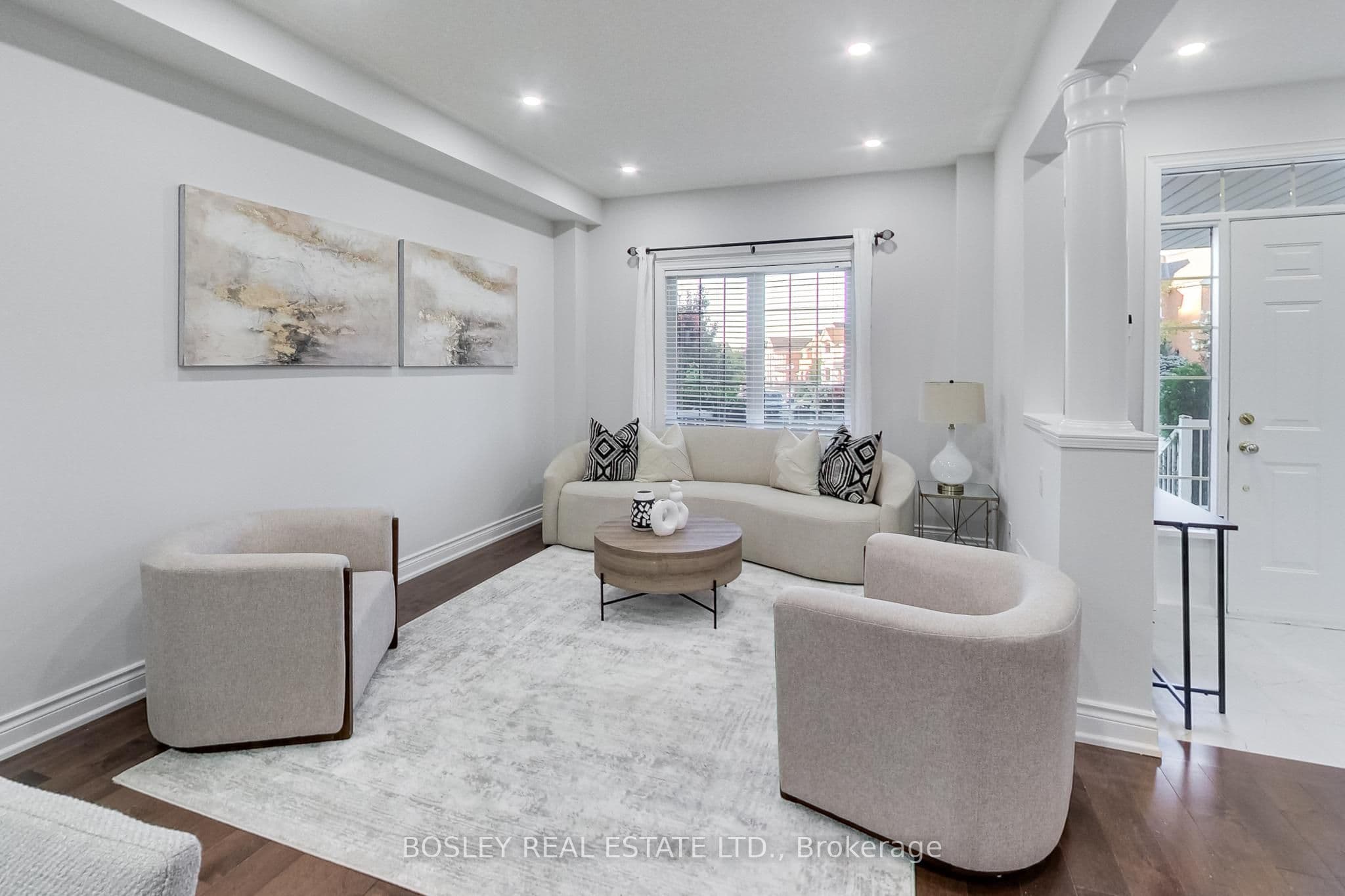 20 Trish Drive, Richmond Hill, ON L4E 5C5