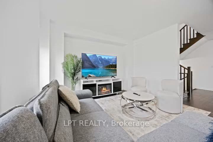 341 Remembrance Road, Brampton, ON L7A 4X5