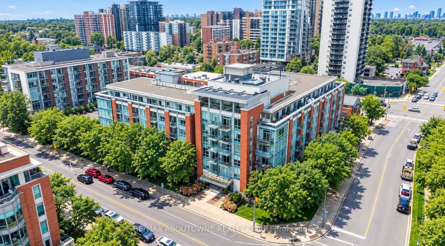 80 Port Street E 403, Mississauga, ON L5G 4V6