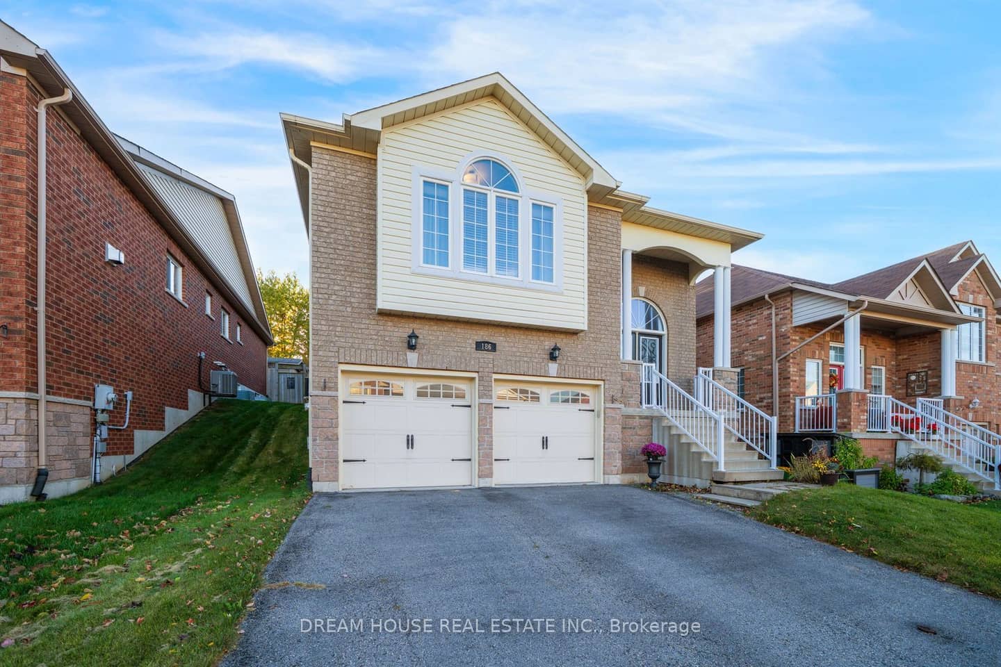186 Fenning Drive, Clarington, ON L1E 3K2