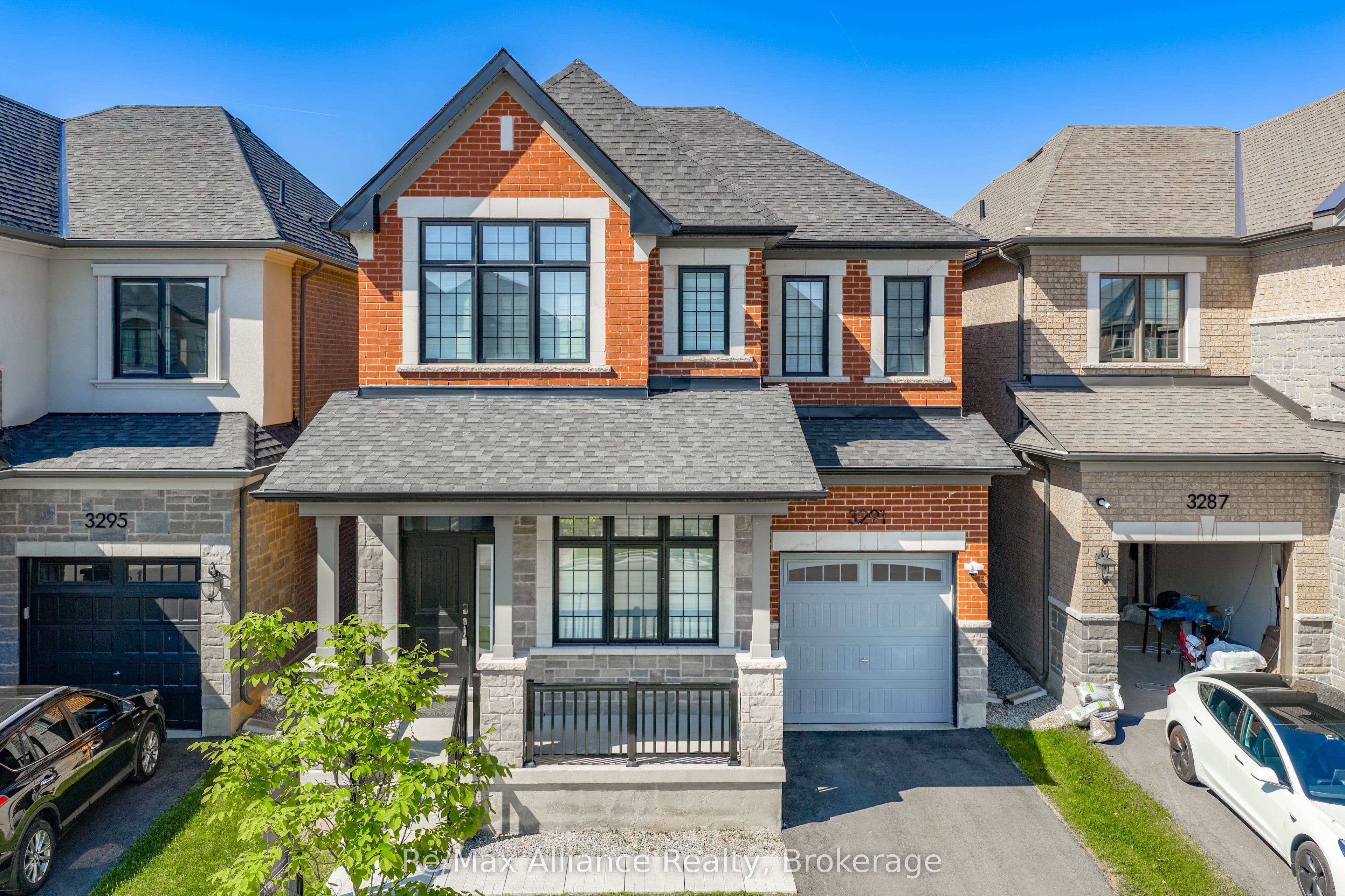 3291 Harasym Trail, Oakville, ON L6M 5N6